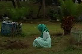Adab dan tata cara ziarah kubut. Ini Adab Adab Ziarah Kubur Sesuai Syariat Islampos