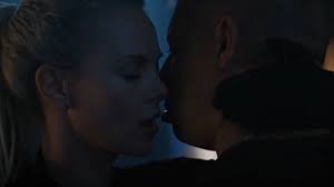 xXx's Actor Vin Diesel Kisses Like A 'Dead Fish'; Charlize Theron Once  Revealed | Throwback