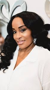 Behind every flawless wedding photo is a dream team of vendors making magic  happen. .Hair and makeup artists play a huge role in helping my couples  feel confident and camera-ready. Your look sets the ...