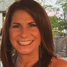 Lisa Mchenry's Instagram, Twitter & Facebook