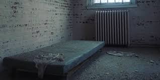 When deciding on how to get rid of an old mattress or mattresses, recycling is the best option for the environment and sustainability. 7 Responsible Ways To Get Rid Of A Mattress Mattress Disposal Plus