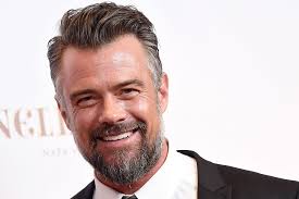 Josh duhamel news, gossip, photos of josh duhamel, biography, josh duhamel girlfriend list 2016. Josh Duhamel Spotted With Mystery Woman