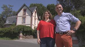 Bienvenue chez solution couvreur en seine maritime nous réalisons tous les travaux de couverture des plus simples aux plus complexes. Avis Carine Et Sebastien Manche Dans Bienvenue Chez Nous Sur Tf1 Bienvenue Chez Nous Nouveautes Tele Com