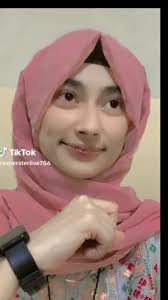 Husn Ka Ashiq Husn Ka Dushman