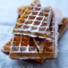 Decouvrez La Recette Gaufre Moelleuse Sur Cuisineactuelle Fr Recette Beignet Recette Gaufres