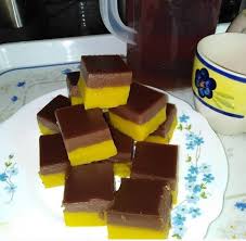 Kita buat dia kann, kasi adjust ganti oat dan tambah kismis. Cara Betul Buat Kuih Talam Suji Yang Gerenti Jadi