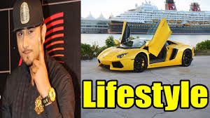 Musician yo yo honey singh has given several hit songs in bollywood like 'angrezi beat', 'chaar bottle vodka', 'party with the bhootnath' among several the song that was used for the promotion of rohit shetty's film chennai express in 2013 had become a massive hit among all age groups. Yo Yo Honey Singh Lifestyle School Girlfriend House Cars Net Worth Family Biography 2017 Youtube