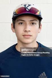 198 Harold Wolf Photos & High Res Pictures