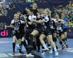 A győri audi eto kézilabda club magyarország és az európai kézilabdázás egyik legmeghatározóbb szereplője. Handball Frauen Ehf Verficht Liga Abschliessendes A Gyori Audi Eto Kc Gegen Csm Bucuresti Redaktionelles Bild Bild Von Sonntag Frauen 71093005