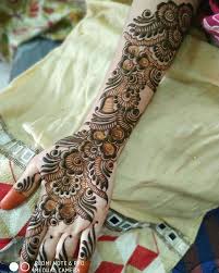 Pin By Zoharin Alabi On Design In 2020 Dulhan Mehndi Designs Mehndi Designs Khafif Mehndi Design