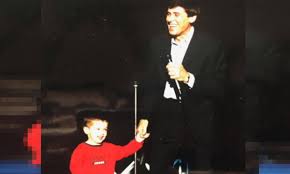E se date un'occhiata al suo primissimo video concorderete che il ragazzo. 23 Anni Fa Gianni Morandi Diventava Padre Di Pietro Il Figlio Minore Oggi Il Papa Fa Gli Auguri Di Compleanno Al Figlio Diventato Ormai Un Noto Trapper