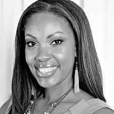 Kendra Kersey's Instagram, Twitter & Facebook