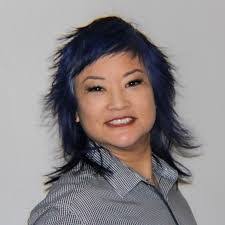 Danette Lee's Instagram, Twitter & Facebook