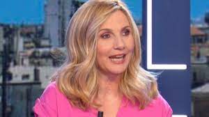 Maybe you would like to learn more about one of these? Lorella Cuccarini Annuncio Inaspettato A Presto Con Nuove Avventure Lanostratv