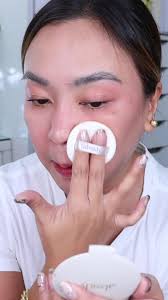 Loosening the Grip: Best Powders for Oily Skin