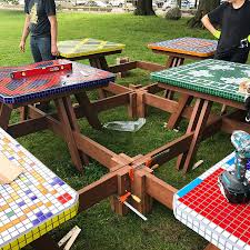 Make your own pretty mosaic table top! Materials And Methods Outdoor Mosaic Tables How To Mosaic