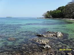 Anda juga dapat memilih dari modern, kontemporer, dan minimalis pulau batu putih. Butiran Surga Itu Ada Di Pantai Batu Putih Karimunjawa Nasirullah Sitam