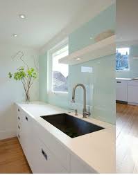 من جربت مطبخ لون ابيض ورايكم بجدران المطبخ و السقف بلاط او بويا الصفحة 2 عالم حواء