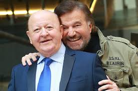 Ma conte non si sbilancia, il rischio di nuovi contagi resta alto ancora nel nostro paese. Massimo Boldi Non Faro Cinepanettoni Meglio Pupi Avati Christian De Sica Ci Riuniamo Nel 2020