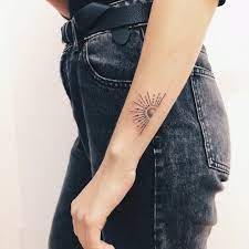 Stunningly Hot Sun Tattoos Page 7 Of 47 Tracesofmybody Com Tattoos For Women Small Sun Tattoos Tattoos For Women