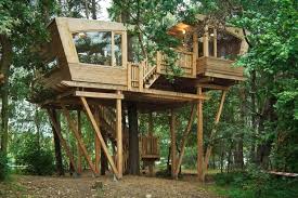 Hutten In Den Baumen Eine Moglichkeit Ihr Haus Zu Gestalten Neu Beste Modernes Baumhaus Coole Baumhauser Baumhaus Selber Machen