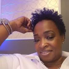 Desiree Carter (@theecuttcreataa) • Instagram photos and videos