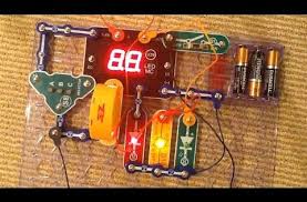 2 Snap Circuits Arcade Build Project 33 Memory Game Very Easy Youtube Snap Circuits Memory Games Arcade