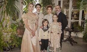 Or, petit bémol pour les scènes de sexe inutiles à mon goût et la fin un peu trop optimiste, ce qui la rend peu probable (même si j'ai beaucoup aimé cette happy end). 170 Camille Lou Ideas Mozart L Opera Rock Antonio Salieri Jane Eyre Bbc