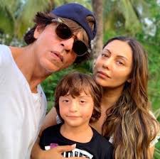 Welcome to home bollywud, your one stop destination for everything and anything around movies, celebrities and indian television stars. How Is Shahrukh Khan Srk And Gauri Relationship So Strong Quora