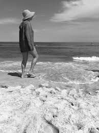 Long beach island (colloquially known as lbi or simply the island) is a barrier island and summer colony along the atlantic ocean coast of ocean county, new jersey in the united states. Hd Wallpaper Long Beach Island United States Ocean Black And White Girl Wallpaper Flare