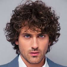 Scegli tra questi 90 modelli di capelli ricci uomo quello che più si addice alle tue caratteristiche: Tagli Capelli Uomo 2020 Di Tendenza Zappa Hair