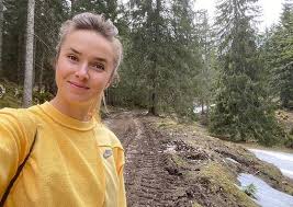 09/03 svitolina crashes out as 'fiery' gauff reaches last 16 in dubai. Yuk Intip Liburan Indie Ala Petenis Cantik Elina Svitolina Okezone Sports