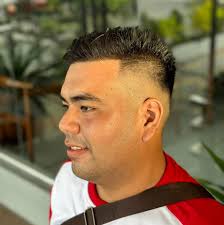 Help me build Rena. Should i go for full tank build or what ahahaha