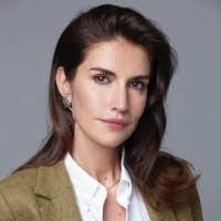 Dora Harper's Instagram, Twitter & Facebook