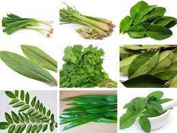 Oh yaa tom yam kurang sip yaa kalau tidak pakai daun ketumbar karena ciri khasnya tom yam ada di wangi dan rasa daun ketumbar ini. Ini 9 Daun Penambah Aroma Yang Kerap Digunakan Dalam Masakan