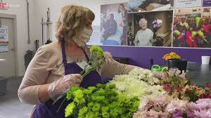 Executive director random acts of flowers. Random Acts Of Flowers Back In Business Wbir Com