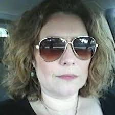 Jennifer Deiter's Instagram, Twitter & Facebook