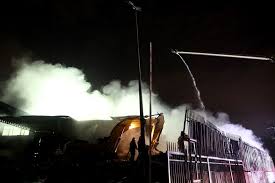 İstoç ticaret merkezinde yangın…6 haziran 2009 cumartesi. Istoc Ta Ambalaj Atigi Toplama Ve Ayirma Tesisinde Yangin Ntv
