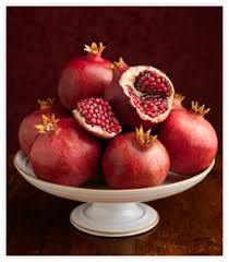 Not sure if it even is a fruit. Pomegranite Are One Of My Favorite Fruits Did You Know You Can Freeze Them Me Either This Site Shows You How To Peel Delicious Fruit Fruit Fruit And Veg