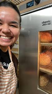 Anabel Mesa's Instagram, Twitter & Facebook