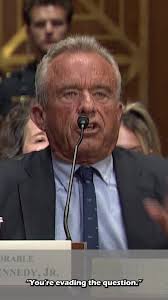 WHAT A PERFORMANCE!! ❤️ Switzerland's Marcel Hug wins the Men's Wheelchair  division of the 2024 Boston Marathon (again) with an unofficial  course-record setting time 1:15:32! Share your congratulations for him!