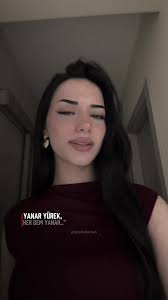 𝐌𝐞𝐫𝐯𝐞 🌸 (@merveesrbt) adlı kullanıcının Şerefe