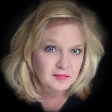 Dana Selby's Instagram, Twitter & Facebook