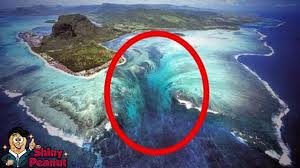Check spelling or type a new query. Air Terjun Bawah Laut 7 Air Terjun Paling Misterius Di Dunia Youtube