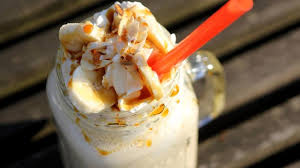 Milkshakes Voor Durvers Hardshake Met Amandel Rum Banaan En Vanille Recept Voedsel Ideeen Milkshakes Lekker Eten