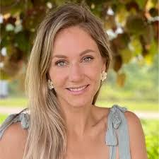 Kara Cornett's Instagram, Twitter & Facebook