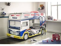 etagenbett in cooler polizei optik perfekt fur das kinderzimmer mehrerer kinder ein doppelbett ist eine platzsparen kinderbett hochbett etagenbett kinderbett