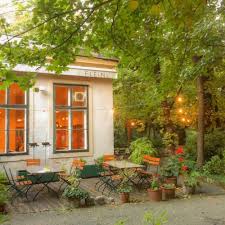 Die Schonsten Gastgarten In Wien Restaurant Wien Garten Restaurant Gastgarten