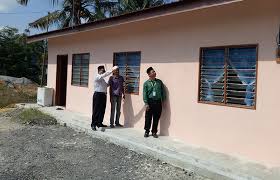 Rumah zakat salurkan bantuan ke kamp pengungsi di myanmar via beritaliputan.com. Yom Saad Terima Rumah Bantuan Zakat Lembaga Zakat Negeri Kedah Darul Aman