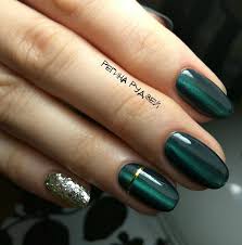 The interaction of green hues and gold glitter are fascinating. Nail Art 3718 Best Nail Art Designs Gallery Bestartnails Com Green Nails Green Nail Designs Dark Green Nails